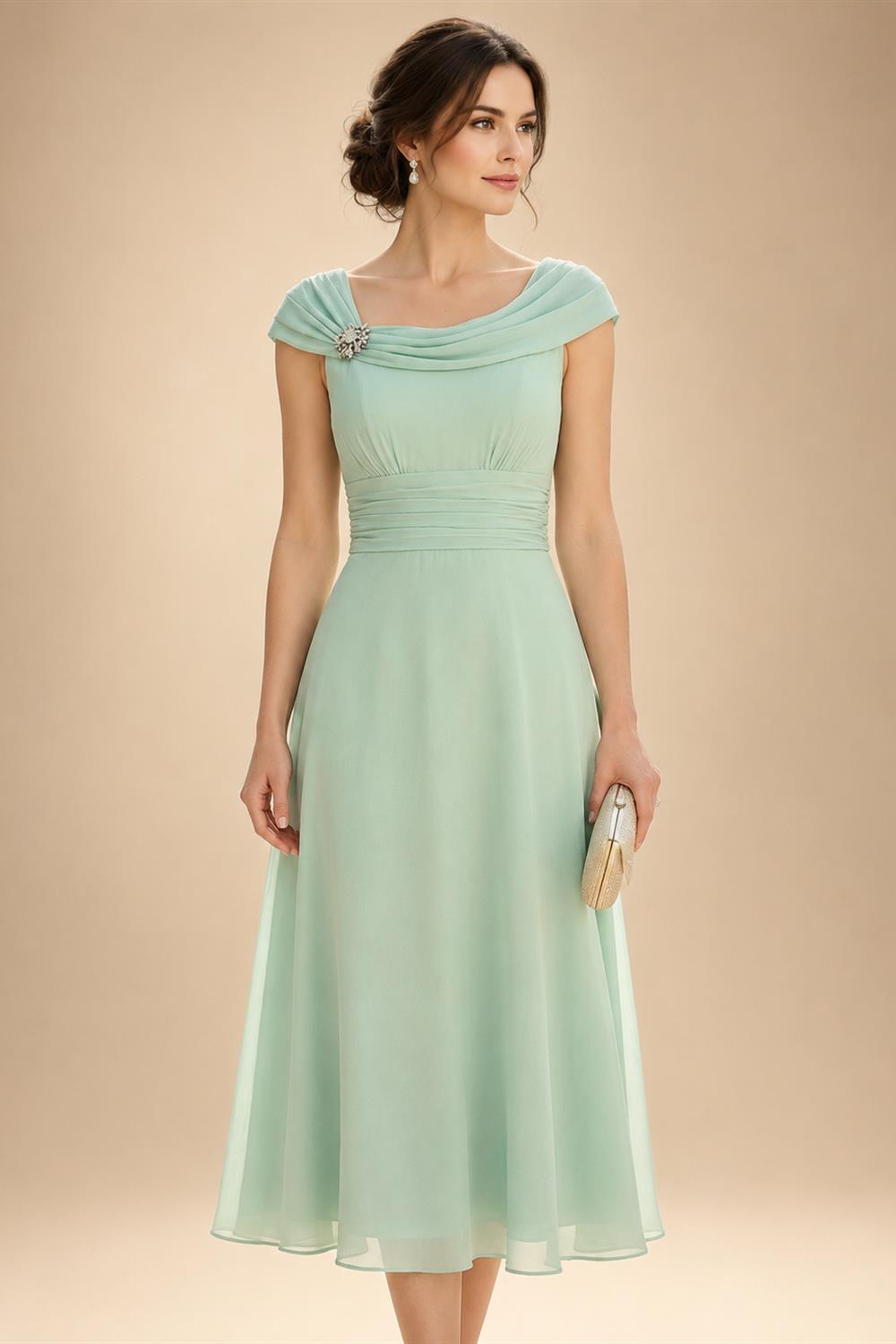 A-Line/Princess Sweetheart Chiffon Maxi Mother of the Bride & Groom Dresses with Lace Appliques & Ruched Bodice (SHI22501637)