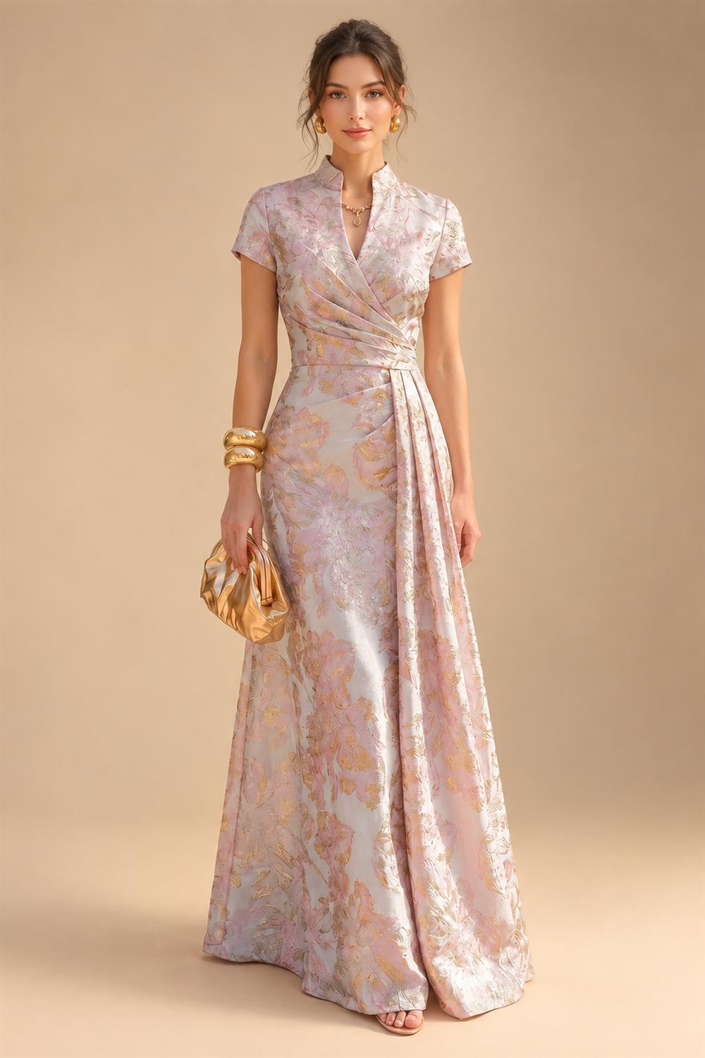 Pantsuit Scoop Neck Satin Maxi Mother of the Bride Pantsuits with Fluffy Feather Trim Cuffs (SHI22501692)