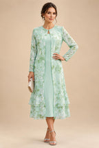Floral Print A-Line/Princess Scoop Neck Tea-Length Mother of the Bride & Groom Dresses with Tiered Layers & Ruched Waist (SHI22501120)