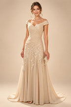 Pantsuit Scoop Neck Satin Maxi Mother of the Bride Pantsuits with Fluffy Feather Trim Cuffs (SHI22501692)