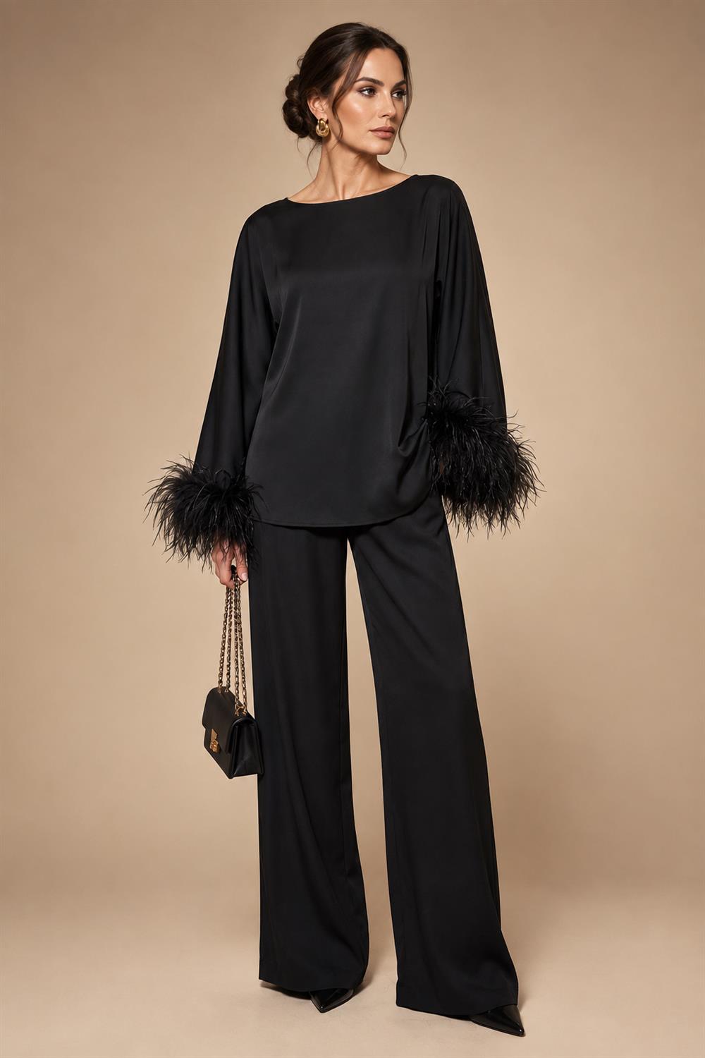 Pantsuit Scoop Neck Satin Maxi Mother of the Bride Pantsuits with Fluffy Feather Trim Cuffs (SHI22501692)