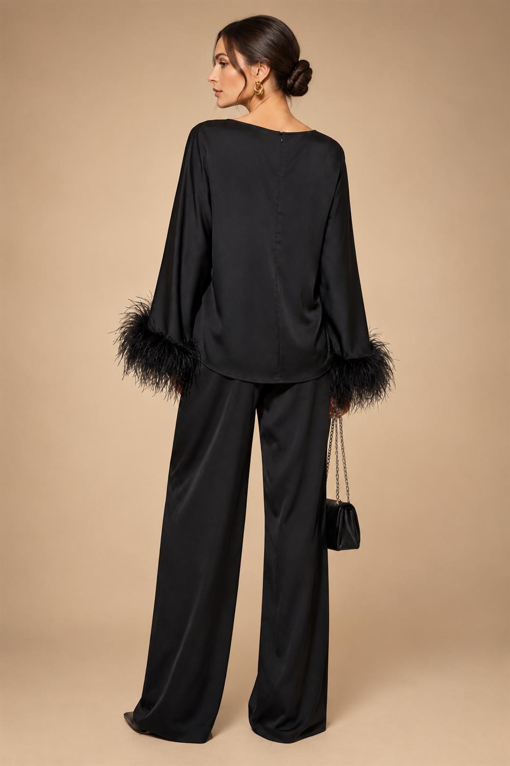 Pantsuit Scoop Neck Satin Maxi Mother of the Bride Pantsuits with Fluffy Feather Trim Cuffs (SHI22501692)