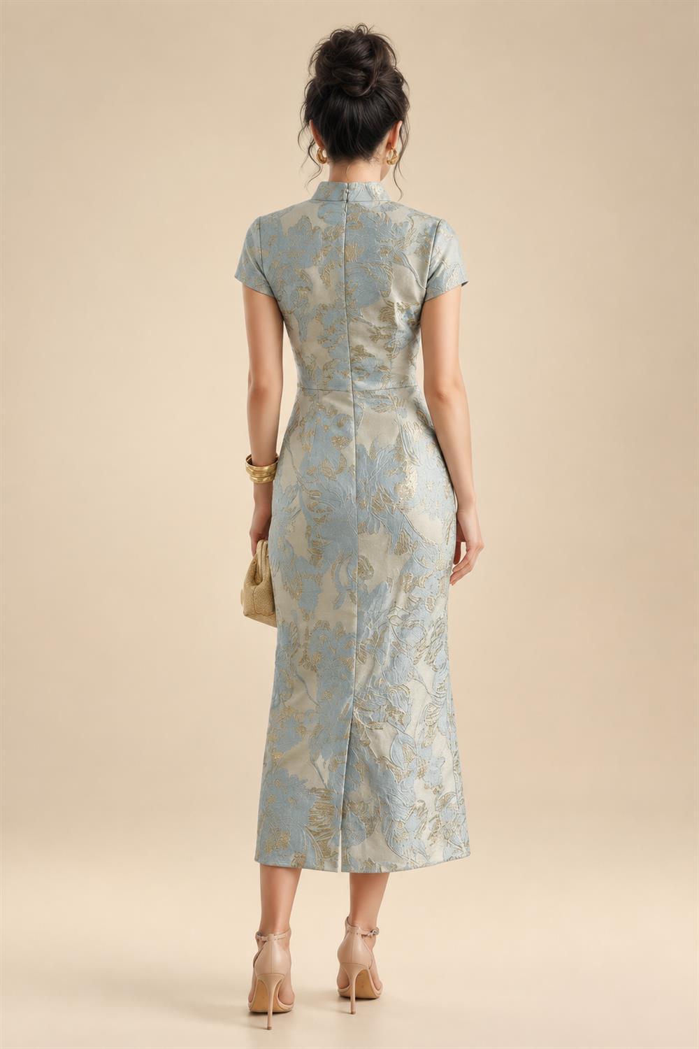 A-Line/Princess V-Neck Chiffon Floor-Length Mother of the Bride & Groom Dresses with Lace Appliques & Pleats (SHI22501605)