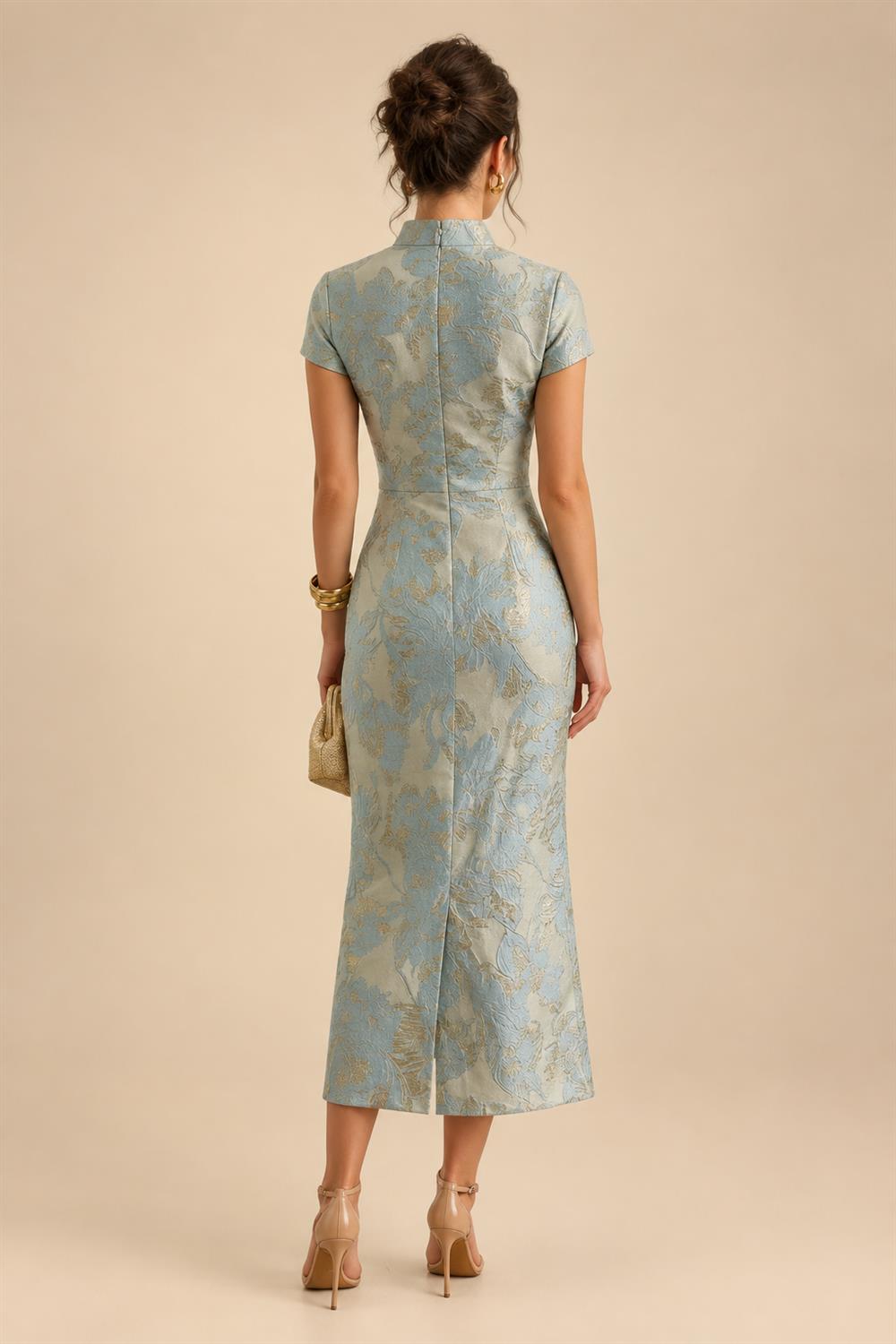 Sheath/Column Scoop Neck Velvet Floor-Length Mother of the Bride & Groom Dresses with Rhinestones (SHI22501640)