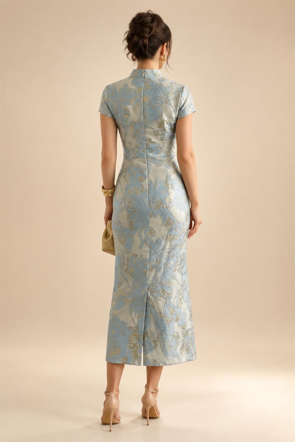 A-Line/Princess V-Neck Chiffon Maxi Mother of the Bride & Groom Dresses with Lace Appliques & Sweep Train (SHI22501644)