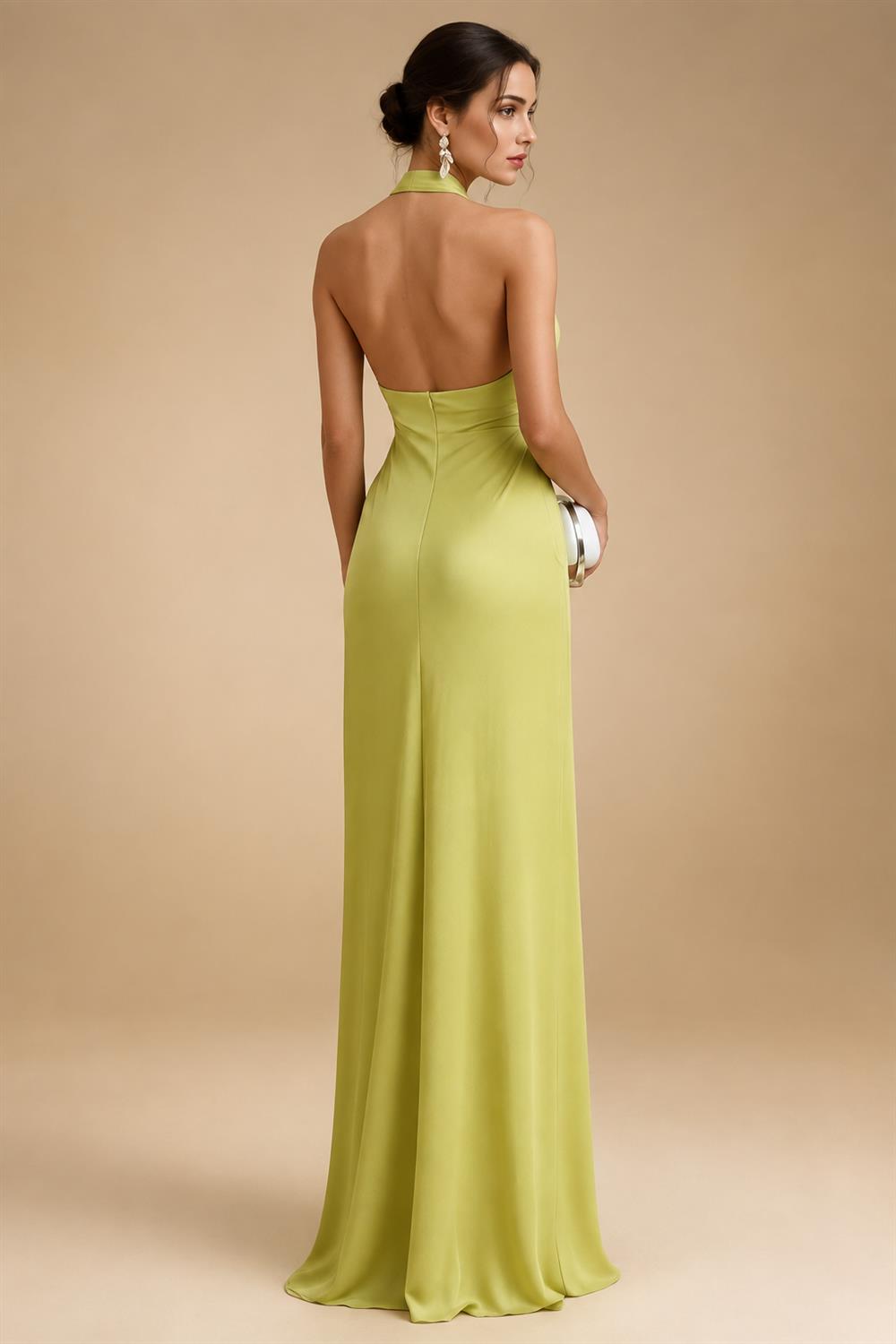 Pantsuit Scoop Neck Satin Maxi Mother of the Bride Pantsuits with Fluffy Feather Trim Cuffs (SHI22501692)