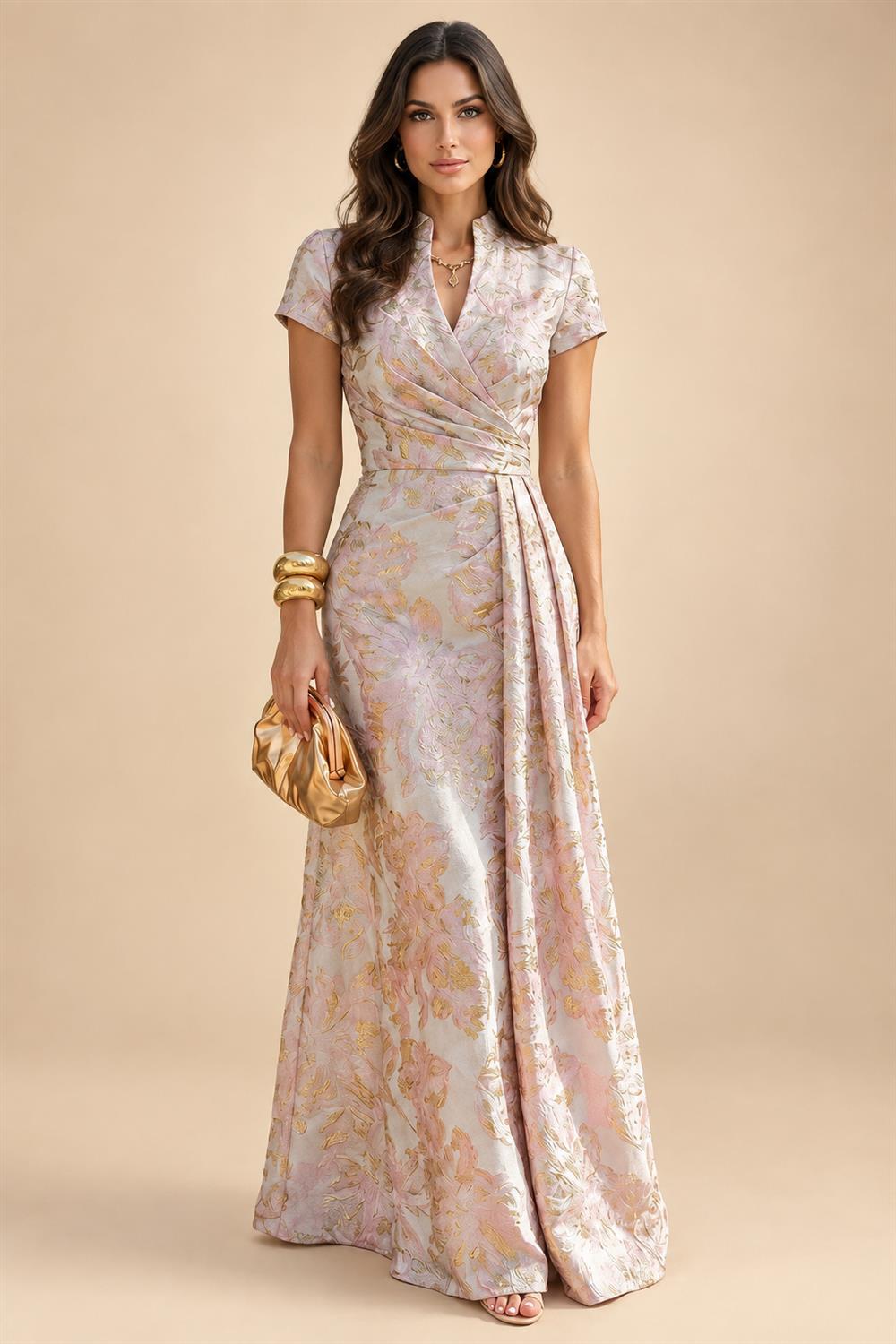 Pantsuit Scoop Neck Satin Maxi Mother of the Bride Pantsuits with Fluffy Feather Trim Cuffs (SHI22501692)