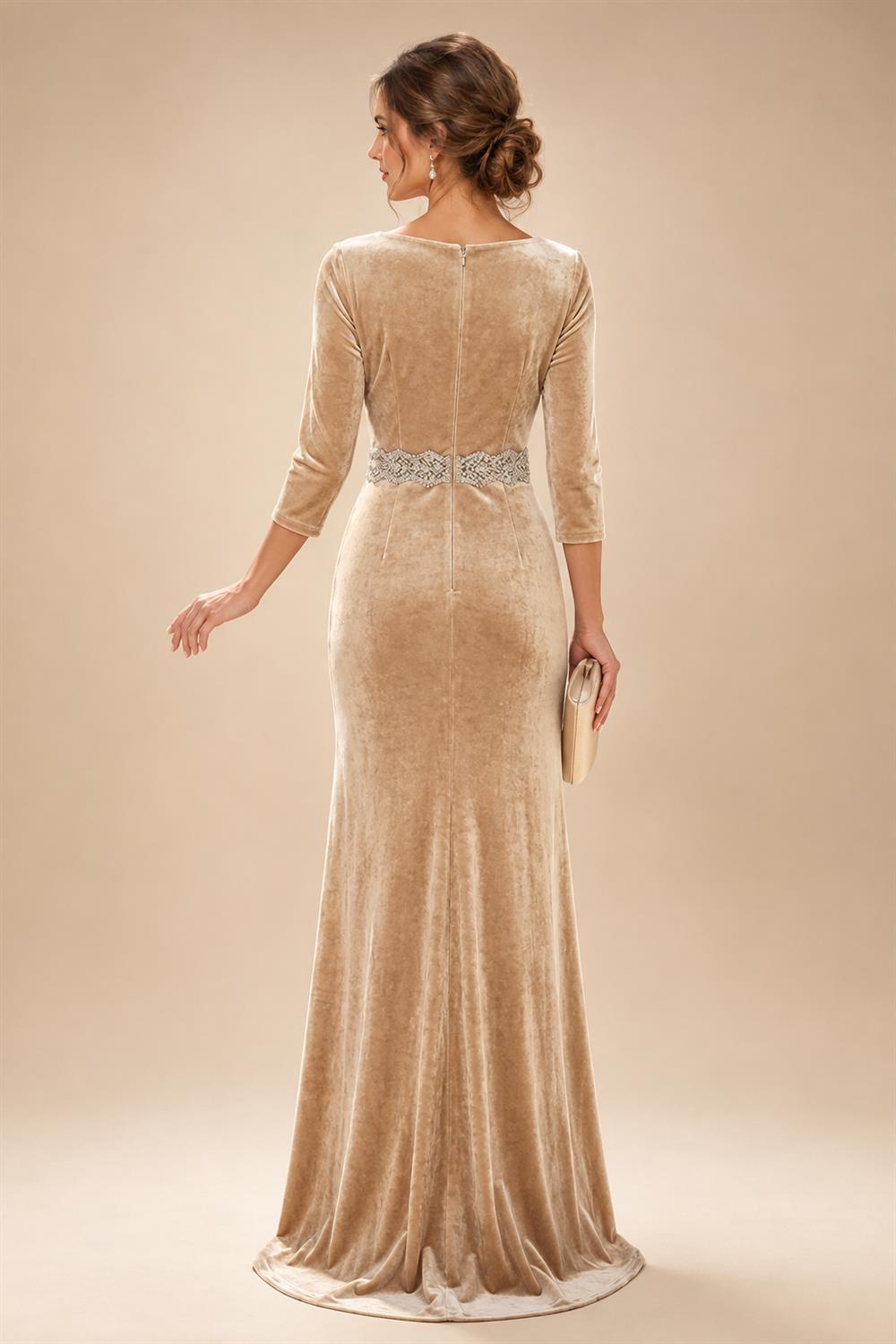 Sheath/Column Scoop Neck Velvet Floor-Length Mother of the Bride & Groom Dresses with Rhinestones (SHI22501640)