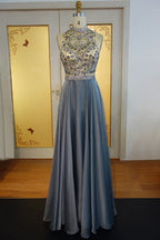 Robe de bal longue au sol, coupe trapèze, dos nu, ornée de perles en cristal, en mousseline