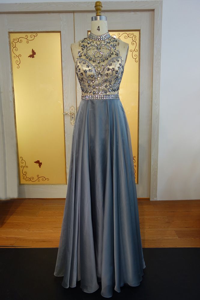 Robe de bal longue au sol, coupe trapèze, dos nu, ornée de perles en cristal, en mousseline