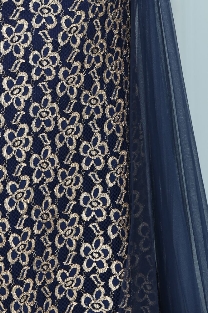 Vestidos de Baile Compridos Dourados com Renda, Sem Mangas, Estilo Sereia e Gola Redonda