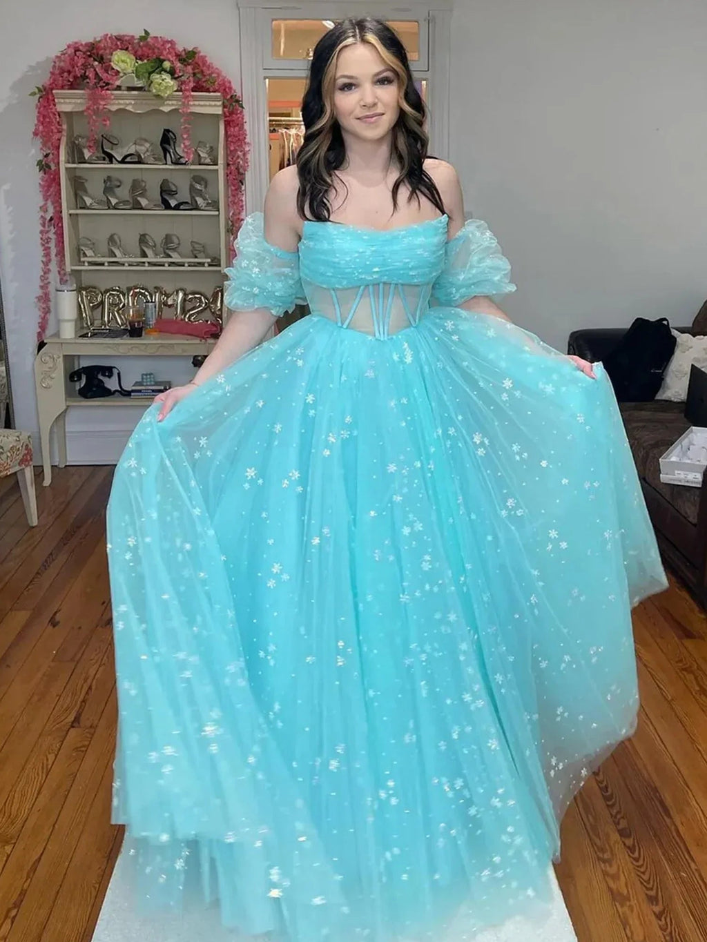Francis | Robe de bal longue en tulle bleu aqua sans bretelles, coupe évasée, étoilée