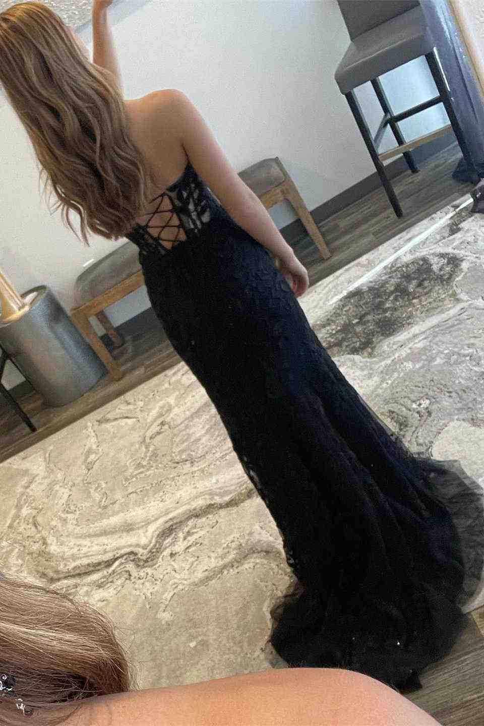 Vestido de Baile com Corpete Sem Alças de Renda e Fenda Estilo Sereia