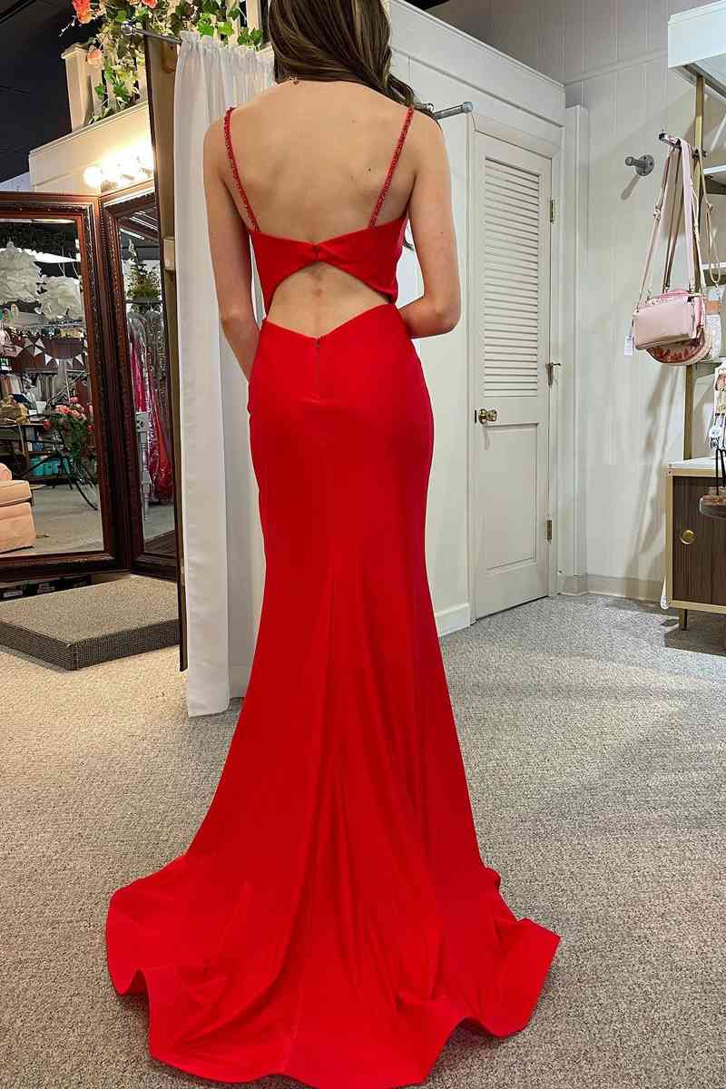 Vestido de fiesta largo sencillo de satén rojo con cuello vuelto