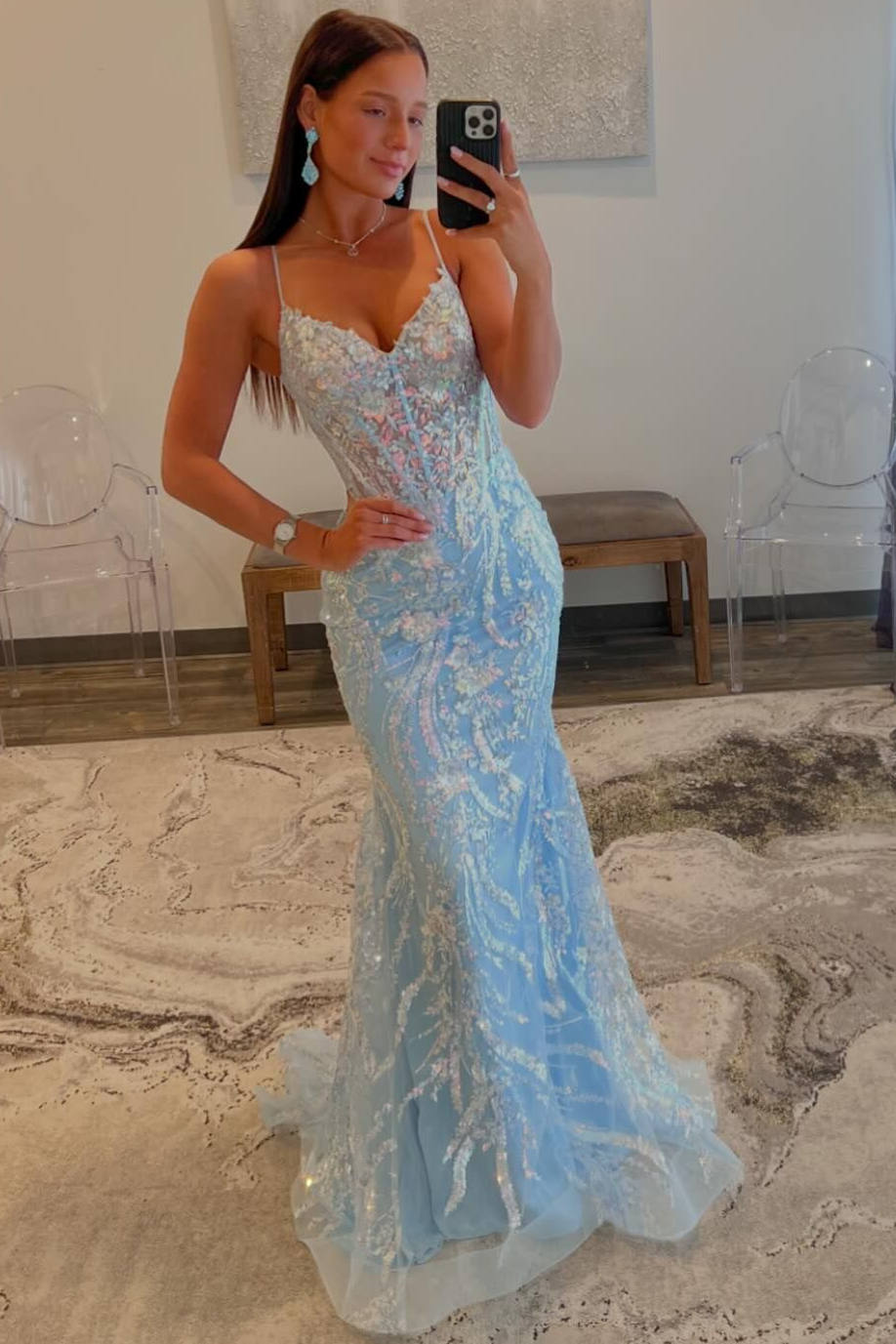 Vestido de Baile com Alças, Azul Claro, Decote em V, Apliques de Lantejoulas, Cauda de Sereia