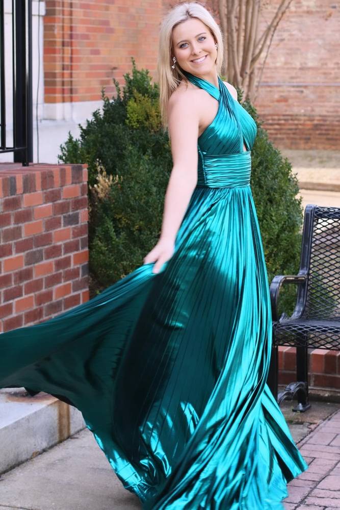 Vestido Plissado com Fenda e Buraco para Chave em Verde Esmeralda Metálico