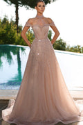 Robe de bal longue glamour en tulle à perles, coupe évasée et col licou