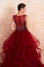 Robe de bal longue et élégante en tulle bordeaux à col en V