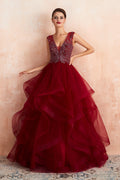 Robe de bal longue et élégante en tulle bordeaux à col en V