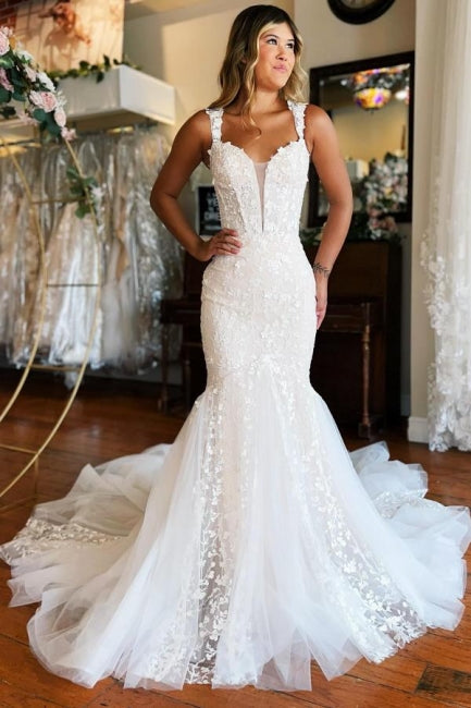 Vestido de Noiva Comprido Sereia Deslumbrante com Renda, Sem Mangas e Ombros Descobertos, com Cauda