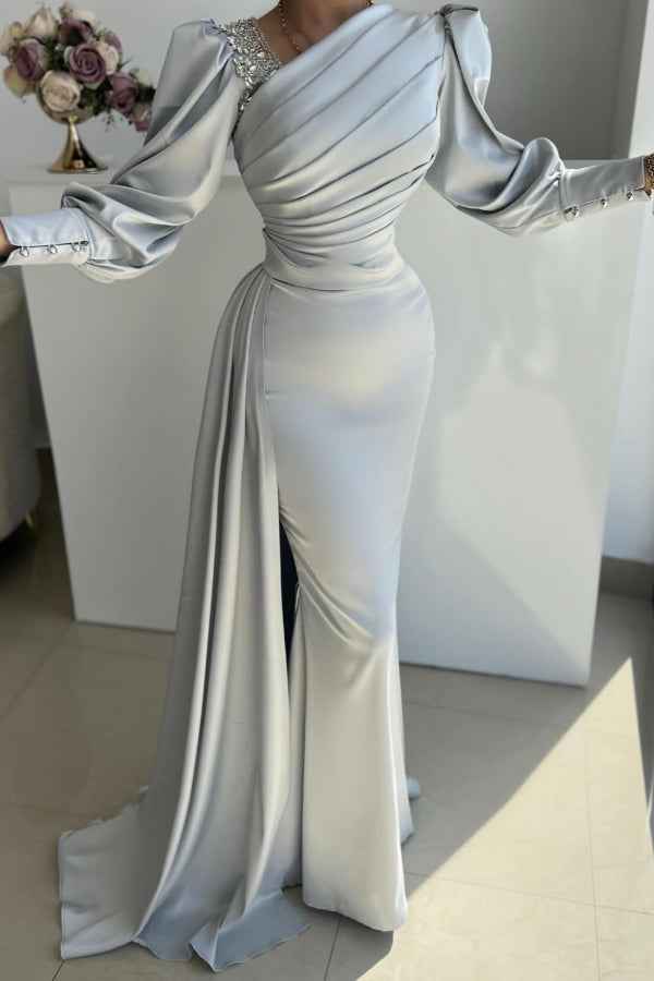 Robe de bal longue argentée satinée plissée à manches longues avec fente latérale style sirène, élégante