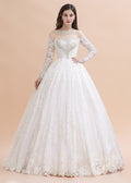 Robe de mariée blanche/crème en dentelle avec appliques perlées à manches longues et style élégant