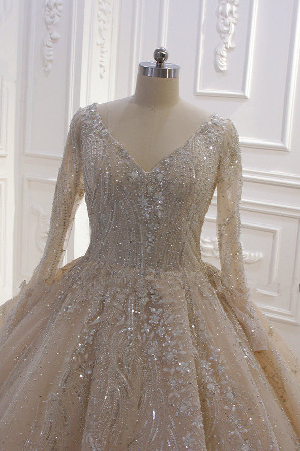 Vestido de Noiva de Baile com Lantejoulas e Bordados, Decote em V e Mangas Compridas Glamourosas