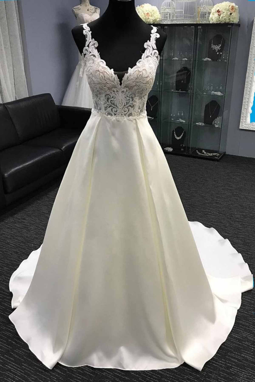 Glamouroso vestido de noiva de tule branco com decote em V frente única e renda em promoção