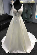 Glamouroso vestido de noiva de tule branco com decote em V frente única e renda em promoção