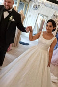 Magnifiques robes de mariée sans manches à ligne A avec dentelle