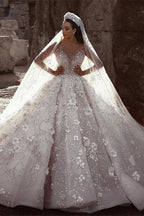 Abito da sposa principesco con perline splendide, floreale, collo trasparente e maniche lunghe