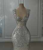 Magnifique robe de bal argentée à colonnes, sans manches, à épaules dénudées, ornée de paillettes
