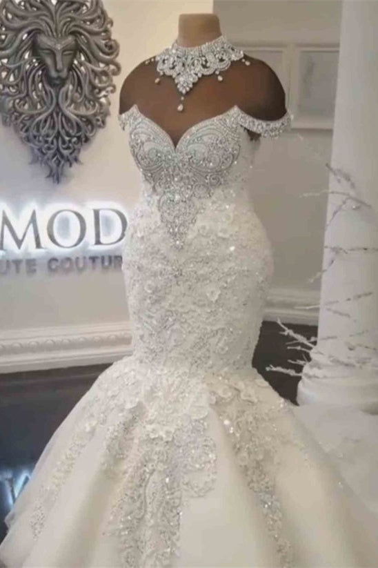 Robe de mariée sirène ornée de magnifiques cristaux avec appliques décolletées épaules