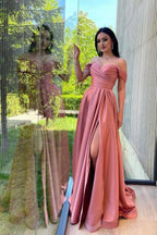 Vestido de Baile Deslumbrante Longo em Linha A, com Ombros Descobertos, Cetim Franzido e Fenda