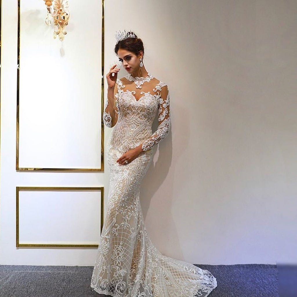 Splendido abito da sposa lungo a linea ad A con scollo a cuore, applicazioni in pizzo e maniche