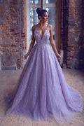 Magnifique robe de bal longue en tulle, ligne A, col en V, appliques en dentelle, dos nu