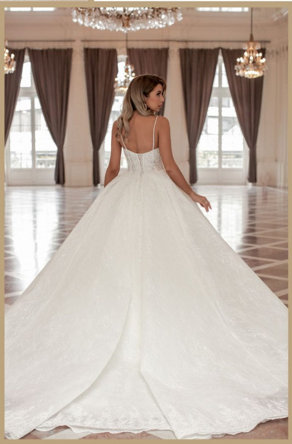 Vestidos de Noiva Princesa Deslumbrantes, Longos, em Linha A, com Decote em V e Sem Mangas, com Renda