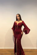Superbe robe de bal longue bordeaux à paillettes avec fente avant et manches longues