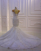 Splendido Abito da Sposa Lungo a Sirena con Collo Alto, Applicazioni in Pizzo, Cristalli e Tulle