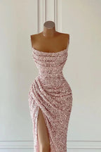 Vestido de Baile Comprido de Sereia Deslumbrante com Lantejoulas e Sem Mangas com Fenda