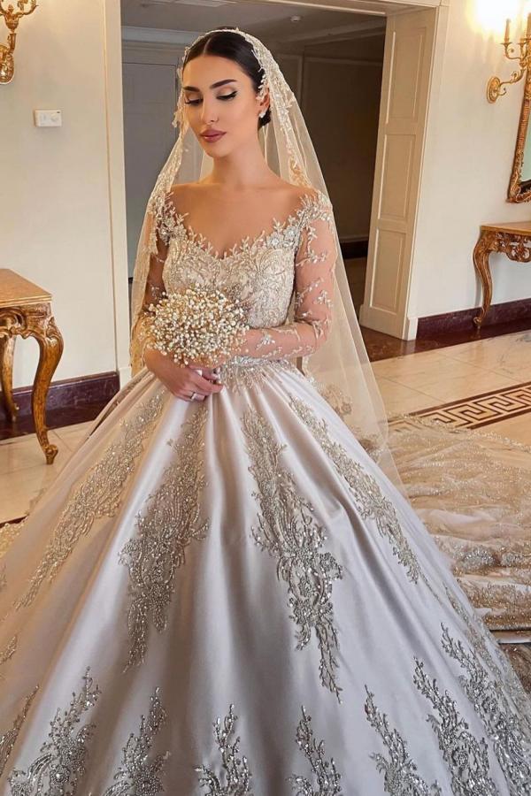 Splendido Abito da Sposa Lungo in Raso con Perline, Scollo a Cuore, Stile Principessa e Maniche