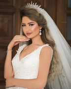 Vestido de Noiva Deslumbrante Comprido com Decote em V à Princesa em Tule e Renda
