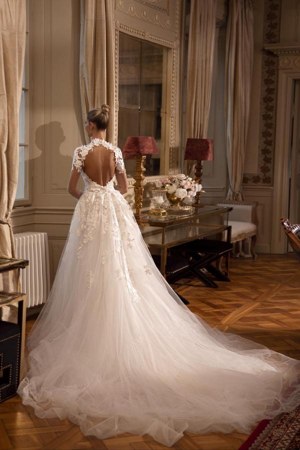 Vestidos de Noiva Deslumbrantes com Mangas Compridas, Corte em A, Decote em Joia, Tule, Renda e Costas Descobertas com Fenda