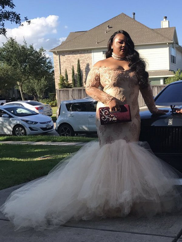 Superbe robe de bal grande taille en tulle, à manches longues, épaules dénudées, avec applications, traîne courte, style sirène