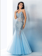 Splendidi Abiti da Sera Lunghi in Tulle con Spalline Sottili, Senza Maniche, Decorati con Paillettes a Tema Sirena