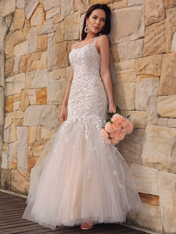 Superbes robes de bal longues jusqu'au sol en tulle avec appliques sirène, sans manches, à fines bretelles