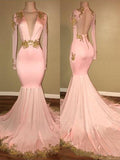 Robe de bal somptueuse à manches longues en satin imitant la soie avec décolleté en V et appliques sirène