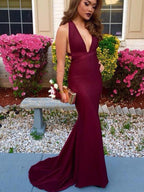 Hermosos vestidos de fiesta de licra sin mangas con escote en V y corte sirena