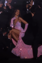 Vestido de Baile Rosa Deslumbrante Sem Mangas com Fenda Frontal Estilo Sereia e Brilho