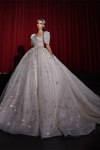 Robe de mariée princesse magnifique en ligne A avec perles et manches courtes en dentelle
